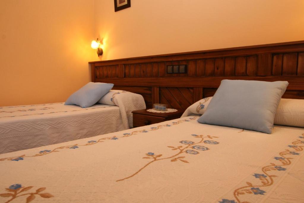 Apartamentos Toraya Hoz de Anero Quarto foto