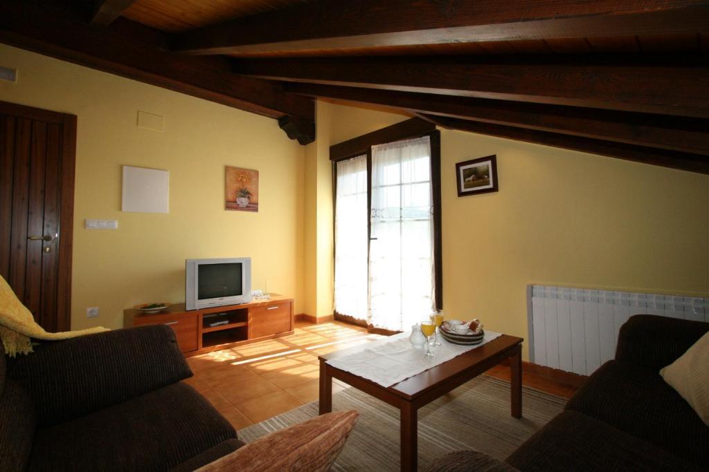 Apartamentos Toraya Hoz de Anero Quarto foto